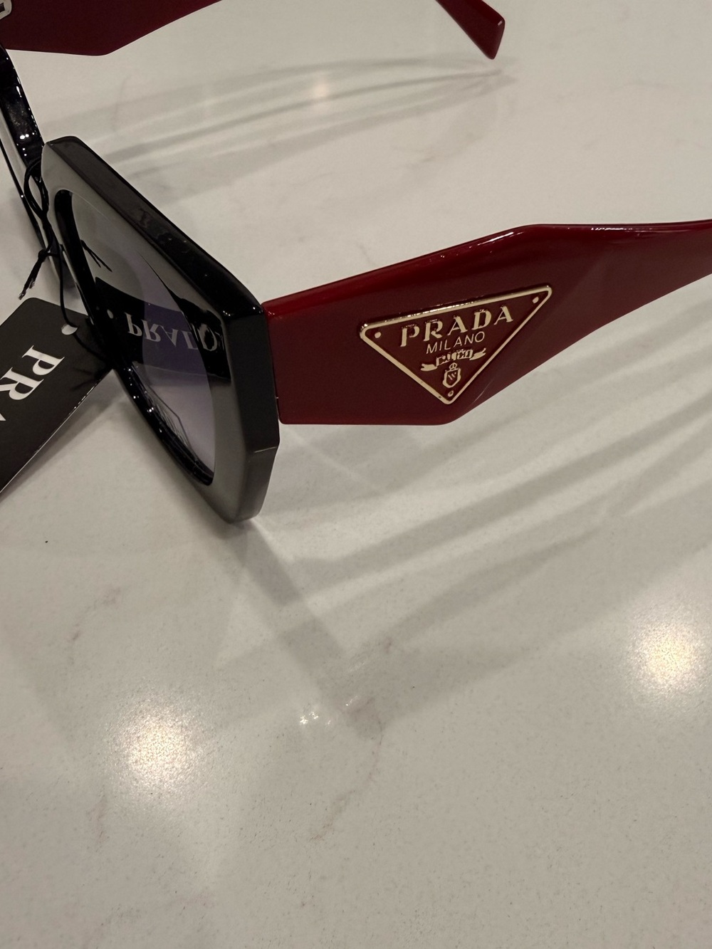 NWT Designer Inspired Oversized Sunglasses - Picture 3 of 6
